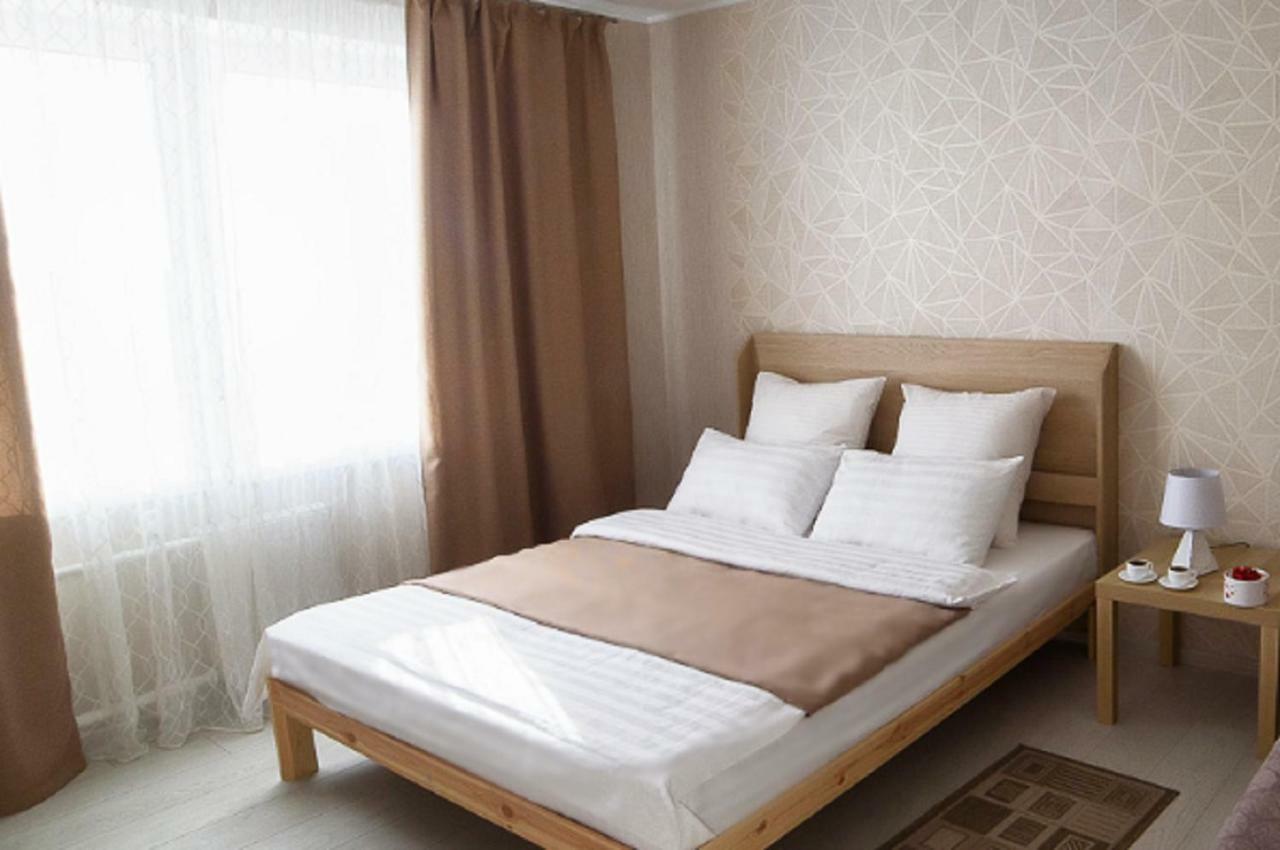 Paulmarie Apartments On Kozlova Soligorsk Exteriör bild